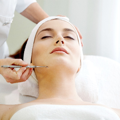 التجميل بالليزر والعناية بالبشرة